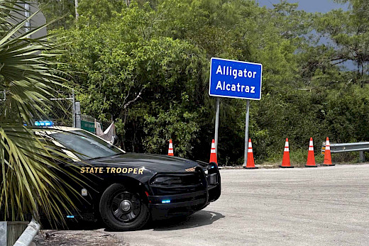 FLORIDA 'ALLIGATOR ALCATRAZ' DETENTION CENTER CLOSING 🐊